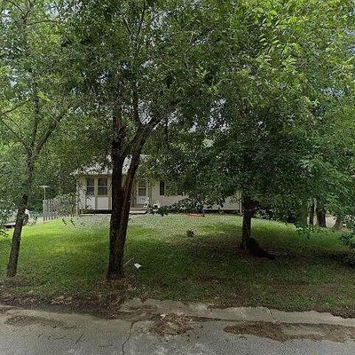 228 Se 101 St Rd, Warrensburg, MO 64093