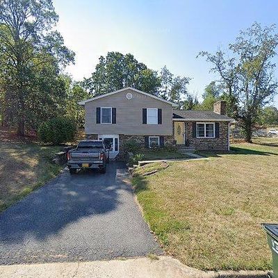 23 Alta Dr, Stuarts Draft, VA 24477