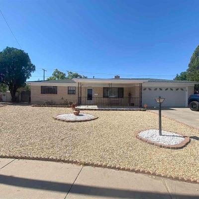 2318 Apache Ln, Alamogordo, NM 88310