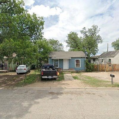 24 E 13 Th St, San Angelo, TX 76903