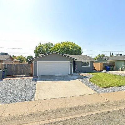 2433 Celestial St, Redding, CA 96002