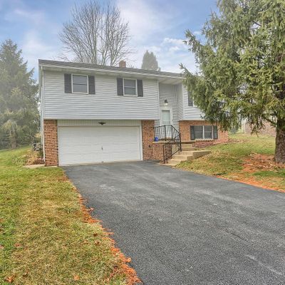 244 Lena Dr, York, PA 17408