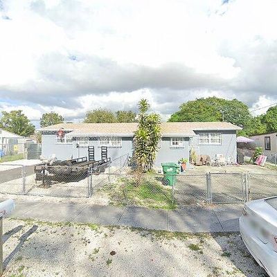 2451 Nw 101 St St, Miami, FL 33147