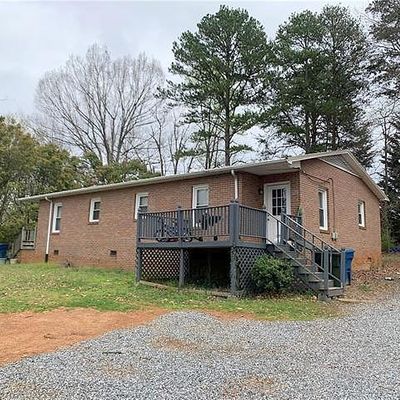 255 16 Th Street Pl Se, Hickory, NC 28602