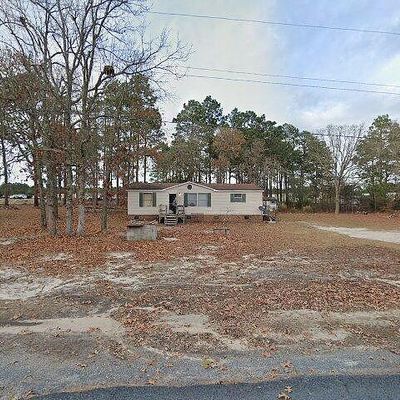 212 Heflin Rd, Aberdeen, NC 28315