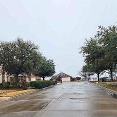 216 San Jacinto Dr, Lavon, TX 75166