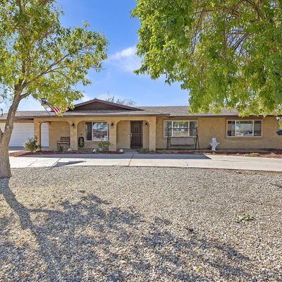 21775 Sioux Rd, Apple Valley, CA 92308