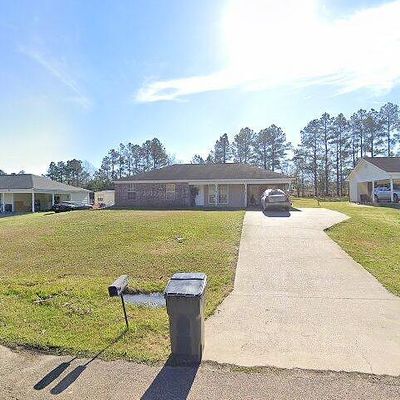 218 Phyllis Ann Dr, Crystal Springs, MS 39059