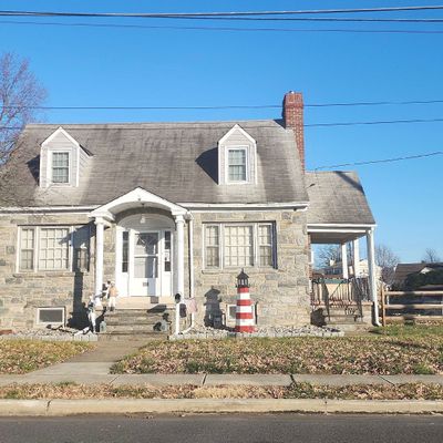 220 Kossuth Ave, Folsom, PA 19033