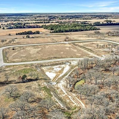 2208 Sundance Rd, Whitesboro, TX 76273