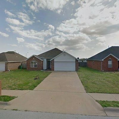 2209 Peach Blossom Ave, Springdale, AR 72764