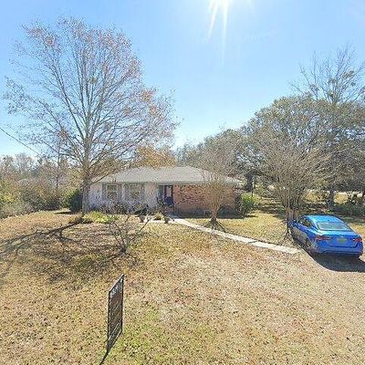 221 W Camphor Ave, Foley, AL 36535