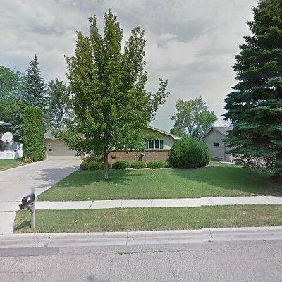 2213 12 Th Ave Se, Aberdeen, SD 57401