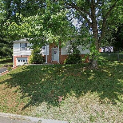 2215 Franklin St, Salem, VA 24153