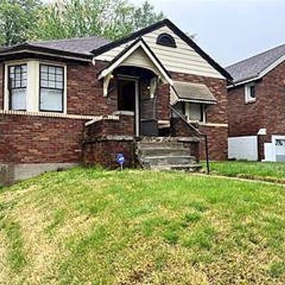 2824 Colonial Ave, Saint Louis, MO 63121