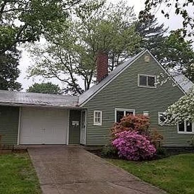 287 Red Maple Dr S, Wantagh, NY 11793