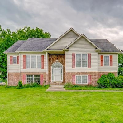 2951 Heatherfield Dr, Woodlawn, TN 37191