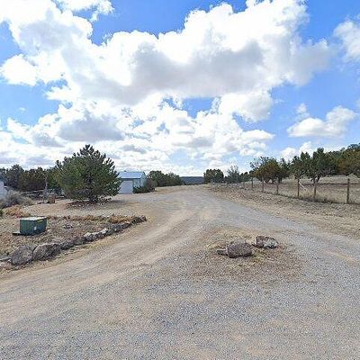 30 Woodland Hills Rd, Moriarty, NM 87035