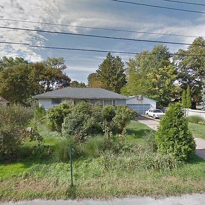 3002 Amherst Rd, Erie, PA 16506