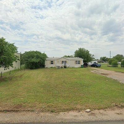 302 Pecan Rd, Holliday, TX 76366