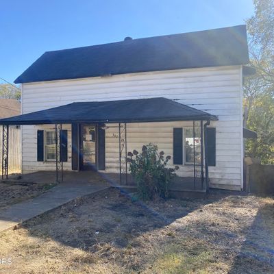 302 Poplar St, Lenoir City, TN 37771