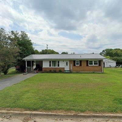 303 Kennedy St, Lawrenceburg, TN 38464