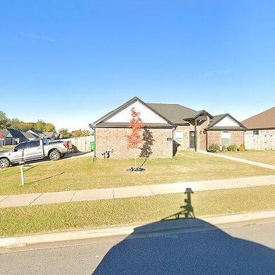 303 N Otoe St, Farmington, AR 72730