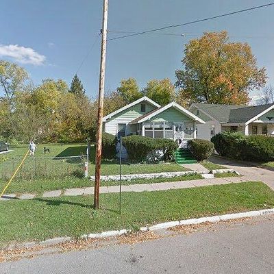 3034 Russell St, Saginaw, MI 48601