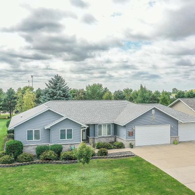 307 W Queen St, Osakis, MN 56360