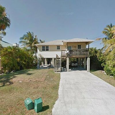 310 W Indies Dr, Summerland Key, FL 33042