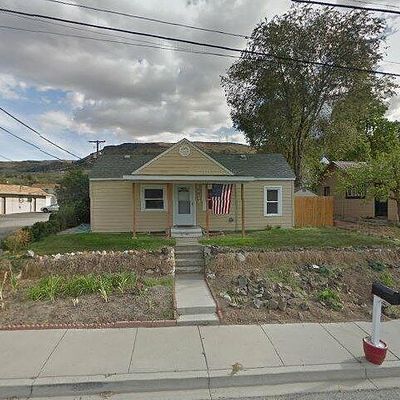 311 Federal Ave, Grand Coulee, WA 99133