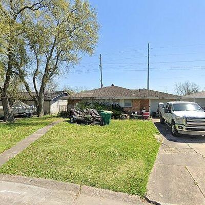 315 Elaine St, La Marque, TX 77568