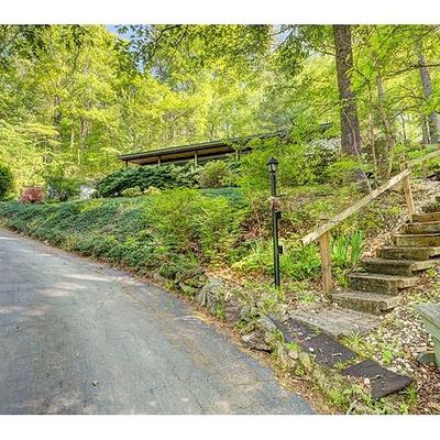 257 Cicada Dr, Maggie Valley, NC 28751