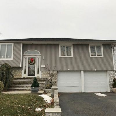 2581 Harvard Ln, Seaford, NY 11783