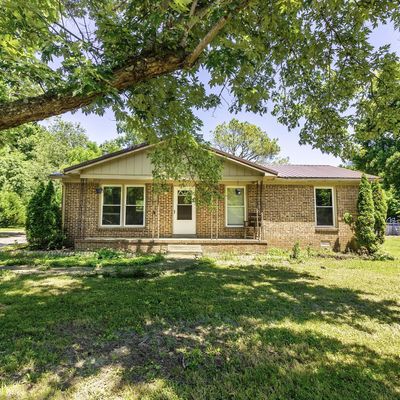 2636 Owens Dr, Santa Fe, TN 38482