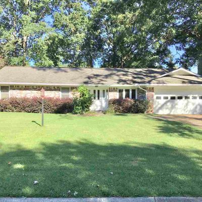 264 Belaire Dr, Pearl, MS 39208