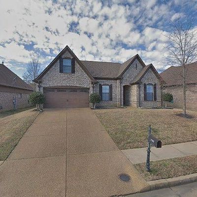 2703 Plum Creek Dr, Cordova, TN 38016