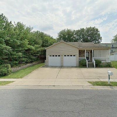 35 Woodmyre Ln, Enola, PA 17025