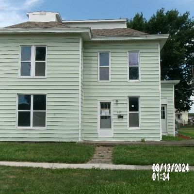 351 W Oak St, Butler, IN 46721