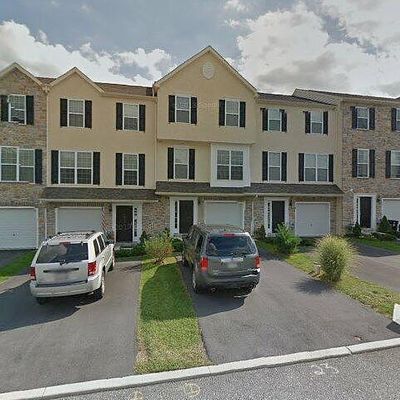 36 Lukens Mill Dr, Coatesville, PA 19320