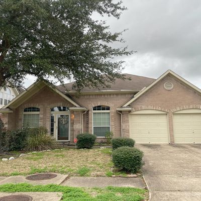 3914 Dogwood Bough Ln, Fresno, TX 77545