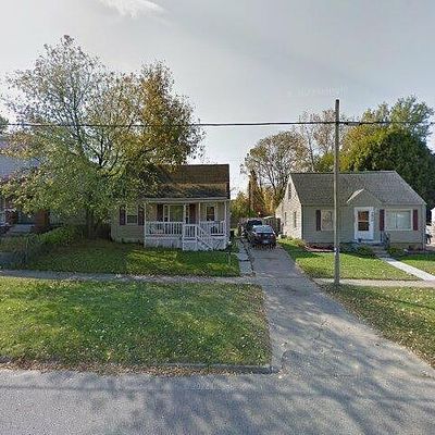 3940 Red Arrow Rd, Flint, MI 48507