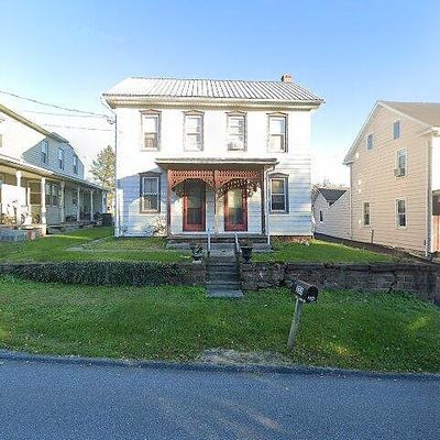 334 S Market St, Newmanstown, PA 17073