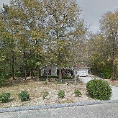 335 Lakeview Dr, Crestview, FL 32536