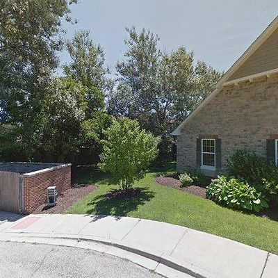 435 Berkshire Dr #24, Crystal Lake, IL 60014