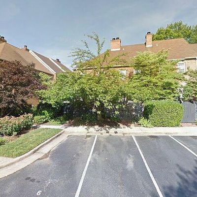 455 Old Town Ct, Alexandria, VA 22314