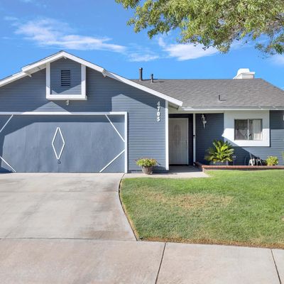 4705 Katrina Pl, Palmdale, CA 93552