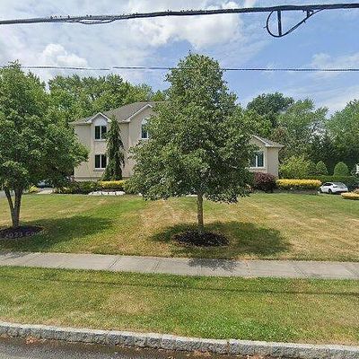 48 Robertsville Rd, Marlboro, NJ 07746