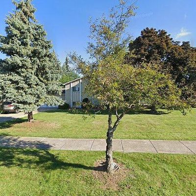 4929 Foxlair Trl, Cleveland, OH 44143