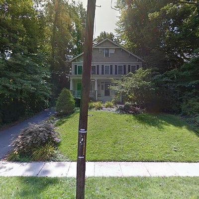 4000 Thornapple St, Chevy Chase, MD 20815